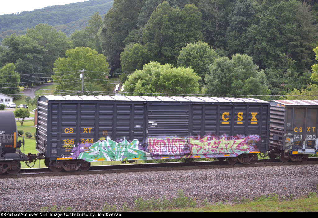 CSXT 136244